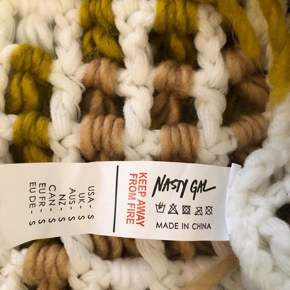 Nasty Gal Mustard Beige White Fringed Chunky Knit Cardigan - Picture 9 of 10